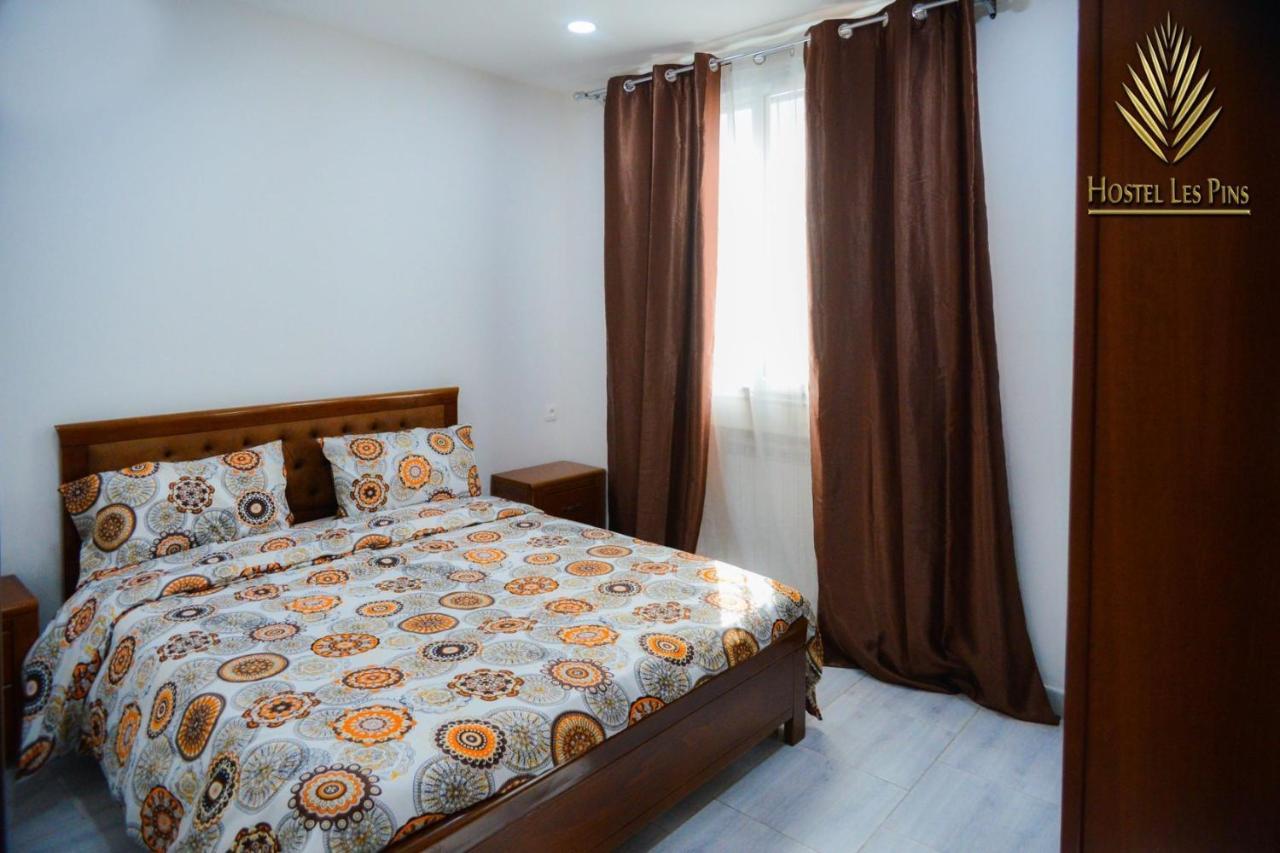 Hostel Les Pins Alger Exterior foto